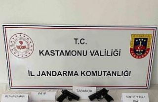 Kastamonu’da zehir tacirlerine geçit yok: 2 gözaltı