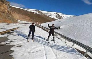 Kayak severler Eğribel’de buluştu; Eski yol kayak...