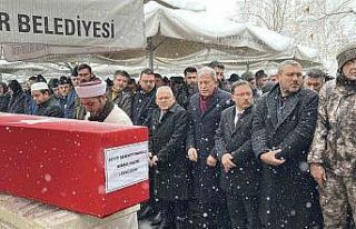 Kayserili Kıbrıs gazisi toprağa verildi