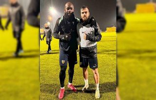 Kayserispor’da Bahoken affedildi