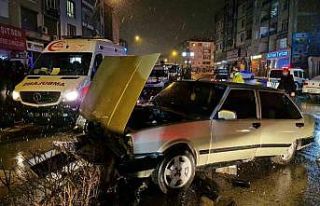 Kaza yapan alkollü sürücü, bindirildiği ekip...