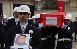Kazada şehit olan polis memuru memleketine uğurlandı