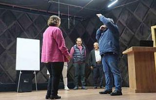 Kemer Belediye personeline seminer