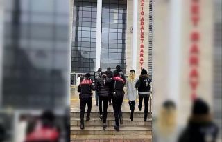 Kendilerini banka görevlisi olarak tanıtıp vatandaşları...