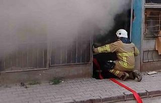 Kırıkkale’de aynı saatte depo ve araç yangını