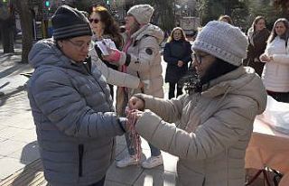Kırklareli’nde marteniçka bileklikle kansere dikkat...