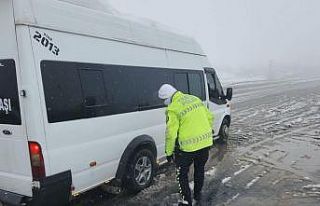 Kış lastiği olmayan araçların geçişine izin...