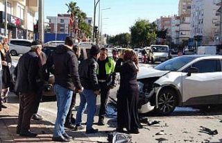 Kızlarının kaza yaptığını duyan anne-babayı...