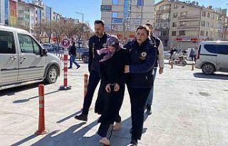 Kocasını sürekli alkol alıp kavga ettiği için...