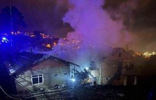 Kömürlükte yaktığı ateş eve sıçradı: 3 kişi...