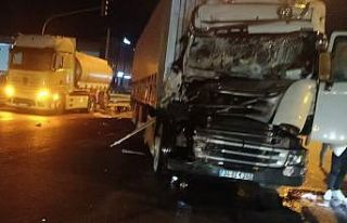 Kontrolden çıkan tır, ışık bekleyen tankere...