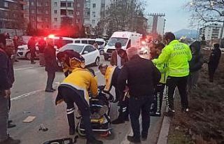 Konya’da motosiklet ile otomobil çarpıştı: 1...