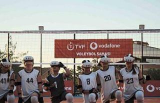 Malatyalı genç voleybolcular ve milli voleybolcular...