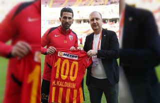 Mane ve Hasan Ali 100. kez forma giydi