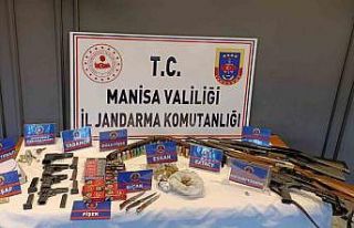 Manisa’da jandarmadan 7 mahallede dev operasyon