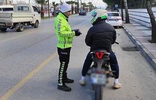 Manisa’da motosikletlilere ceza yağdı