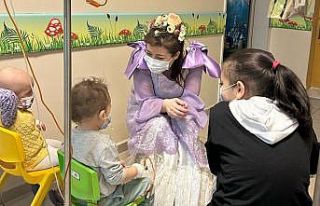 Masallar kanserli çocuklara moral oldu