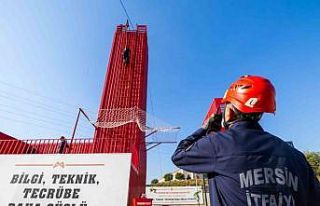 Mersin İtfaiyesi yangın ve kurtarma tatbikatı yaptı