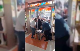 Mersin’de mağaza açılışında yapılan indirim...