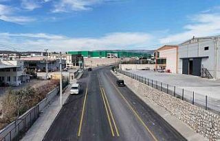 Mersin’de yol çalışmaları sürüyor