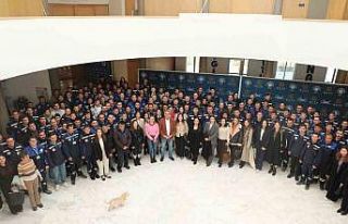 MUSKİ Genel Müdürü Şengül, genç personeller...