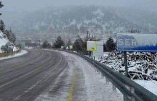 Mut Sertavul Geçidinde kar lastiği ve zincirsiz...