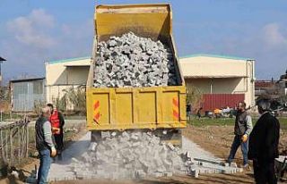 Nazilli Belediyesi’nden yol çalışmalarına yoğun...