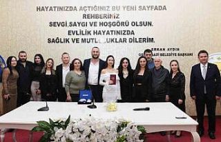 Nikahı kıyılacak çifte Başkan Aydın’dan ’Sevgililer...