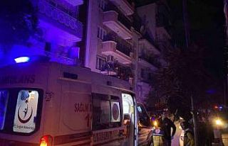 Odasında başından vurulmuş halde ölü bulundu