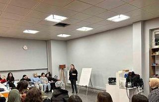 Öğrencilere proje yazma eğitimi verildi