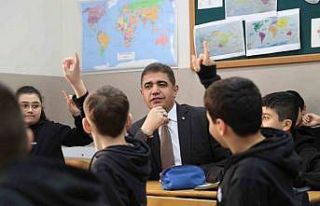 Öğrencilere Vali sürprizi