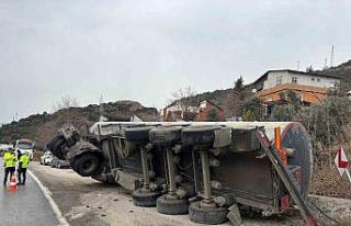 Osmaniye’de kontrolden çıkan tanker devrildi