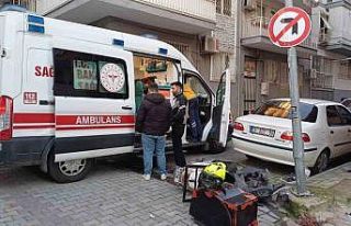 Otomobille çarpışan motosiklet sürücüsü yaralandı