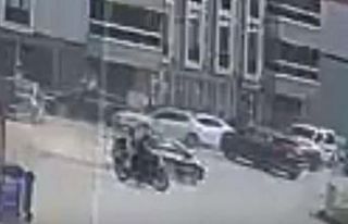 Otomobille drift atarken polis kamerasına yakalanan...