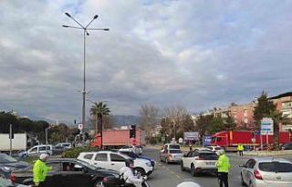 Otoyoldaki çalışma nedeniyle trafik durma noktasına...