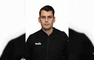 Oyundan atılınca hakemi bıçaklamıştı, futboldan...