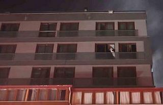 Pamukkale’de 7 katlı rezidansta yangın çıktı