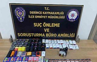 Pazar tezgahında kaçak sigara ele geçirildi