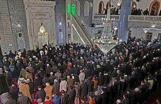 Peygamberler şehri Şanlıurfa’da Berat Kandili...