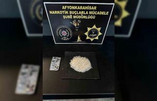 Polis düzenlediği operasyonda uyuşturucu maddeler...