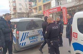 Polisten kaçan şahsın üzerinden ruhsatsız tabanca...