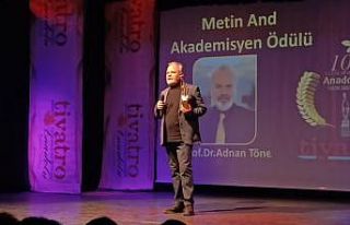 Prof. Dr. Tönel’e "Uluslararası Metin And...