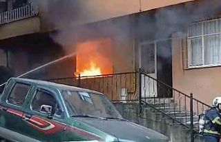 Rize’de 4 katlı apartmanın zemin katında yangın...