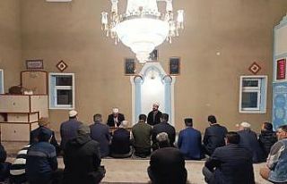 Sabah namazında vatandaşlara halise ikram edildi