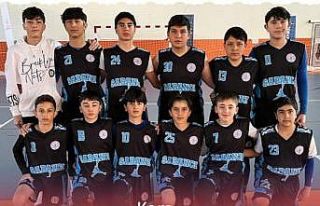 Sabancı’dan çifte şampiyonluk