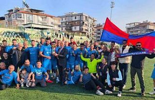 Şampiyon Salihli Seyrantepespor