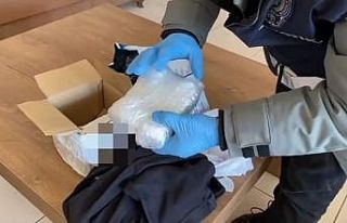 Samsun’da kargo poşetinden 400 gram kokain çıktı:...