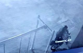 Şanlıurfa’da apartmandaki ayakkabı hırsızlığı...