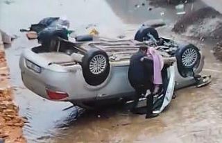 Şanlıurfa’da dereye düşen otomobildeki baba...