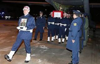 Şehit Mustafa Uslu’nun cenazesi havalimanında...